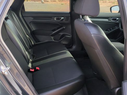 Used 2025 Honda Civic Sport image 29