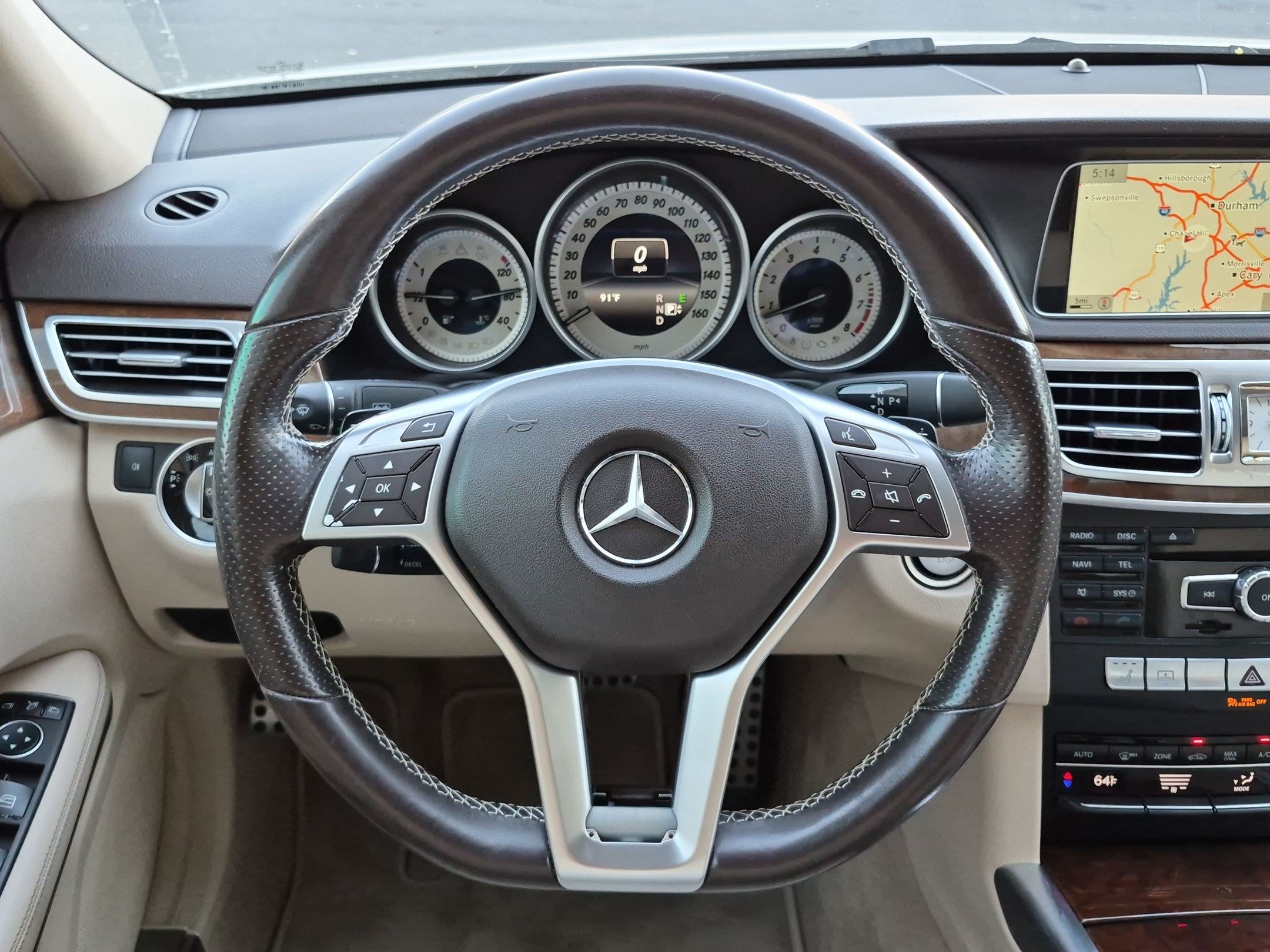 Used 2015 Mercedes-Benz E 350 4MATIC Sedan image 13