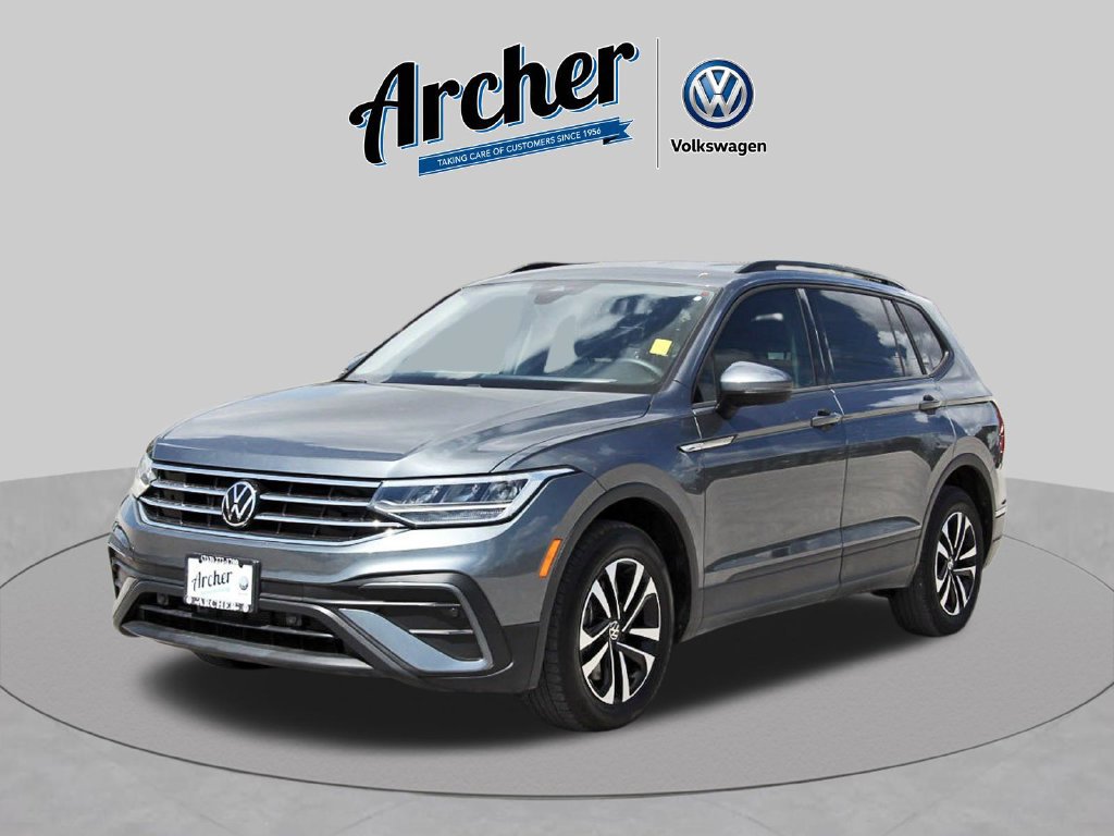 Used 2023 Volkswagen Tiguan S w/ Driver Assistance Package FWD image 9