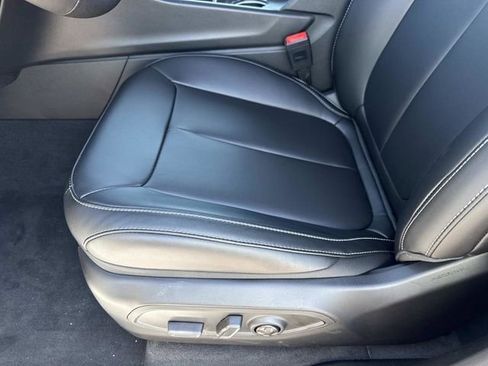 New 2026 Jeep Grand Cherokee L Limited RWD image 20