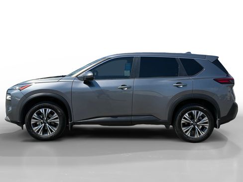 Used 2023 Nissan Rogue SV FWD image 2