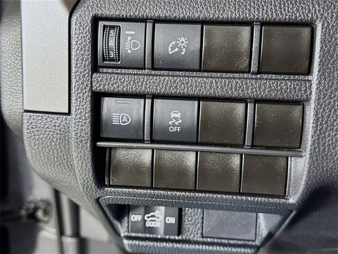 Used 2024 Toyota Tacoma TRD Off-Road image 13