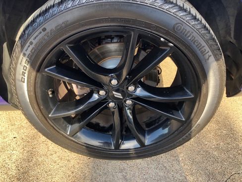 Used 2018 Dodge Challenger SXT w/ Blacktop Package image 9