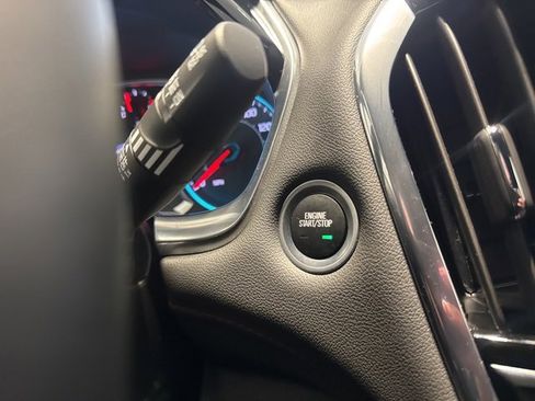 Certified 2023 Chevrolet Traverse RS w/ LPO, Floor Liner Package image 26