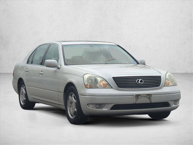 Used 2002 Lexus LS 430 RWD image 3