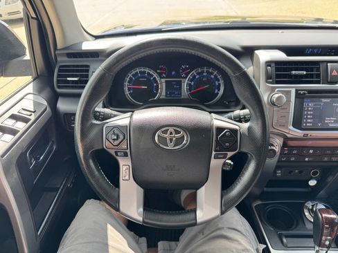 Used 2017 Toyota 4Runner Limited image 19