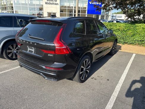 Used 2025 Volvo XC60 B5 Plus AWD/4WD image 3