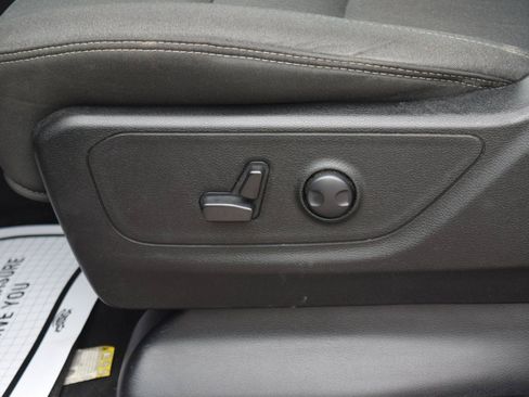 Used 2023 RAM 1500 Big Horn AWD/4WD image 34
