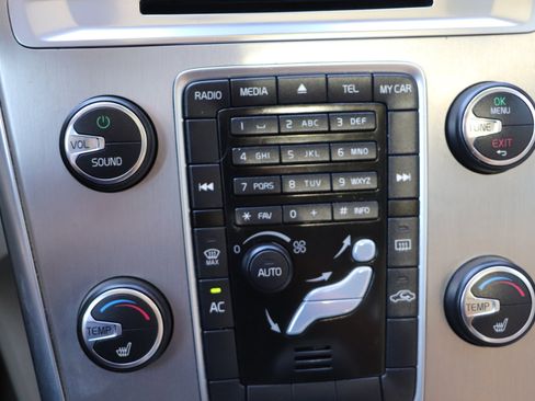 Used 2012 Volvo XC60 T6 image 15