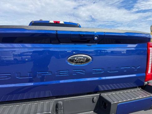 New 2026 Ford F350 Lariat w/ Black Appearance Package image 29