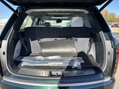 Used 2026 Hyundai Palisade Calligraphy image 8