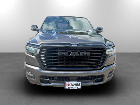 Used 2025 RAM 1500 Laramie w/ Night Edition AWD/4WD image 4