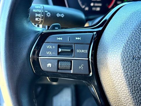 Used 2022 Honda Civic Sport image 13