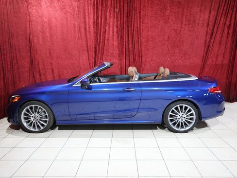 Used 2020 Mercedes-Benz C 300 Cabriolet image 5