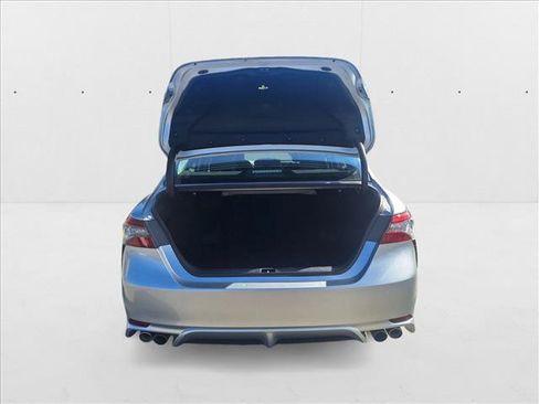 Used 2023 Toyota Camry XSE image 18