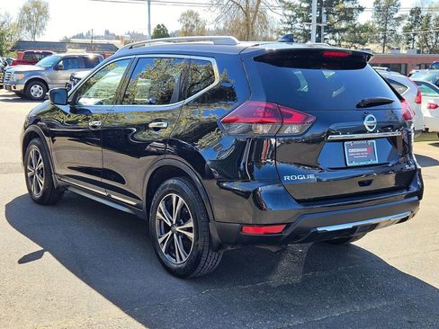 Used 2018 Nissan Rogue SL w/ Premium Package AWD/4WD image 5
