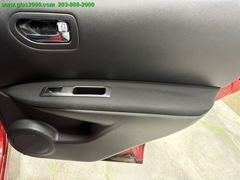 Used 2015 Nissan Rogue S w/ Convenience Package AWD/4WD image 29