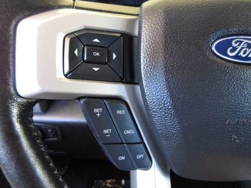 Used 2018 Ford F250 Lariat image 15