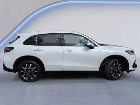 New 2026 Honda HR-V EX-L image 3