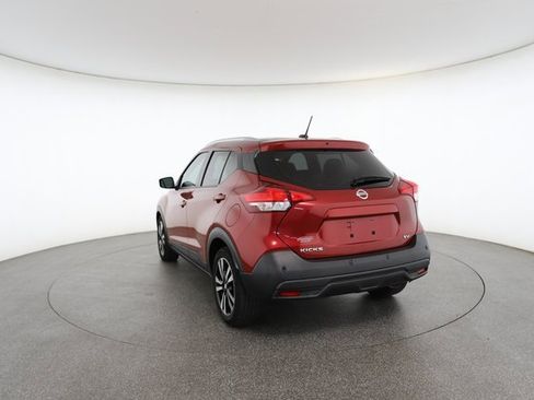 Used 2020 Nissan Kicks SV image 12