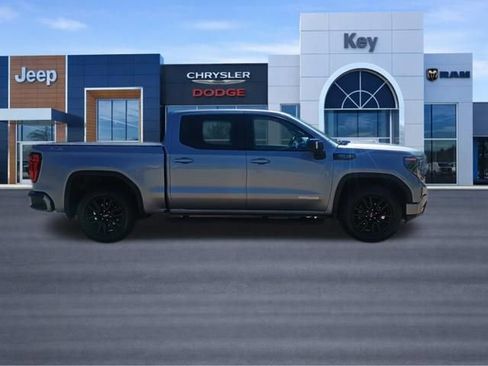 Used 2023 GMC Sierra 1500 Elevation w/ Elevation Premium Package AWD/4WD image 7