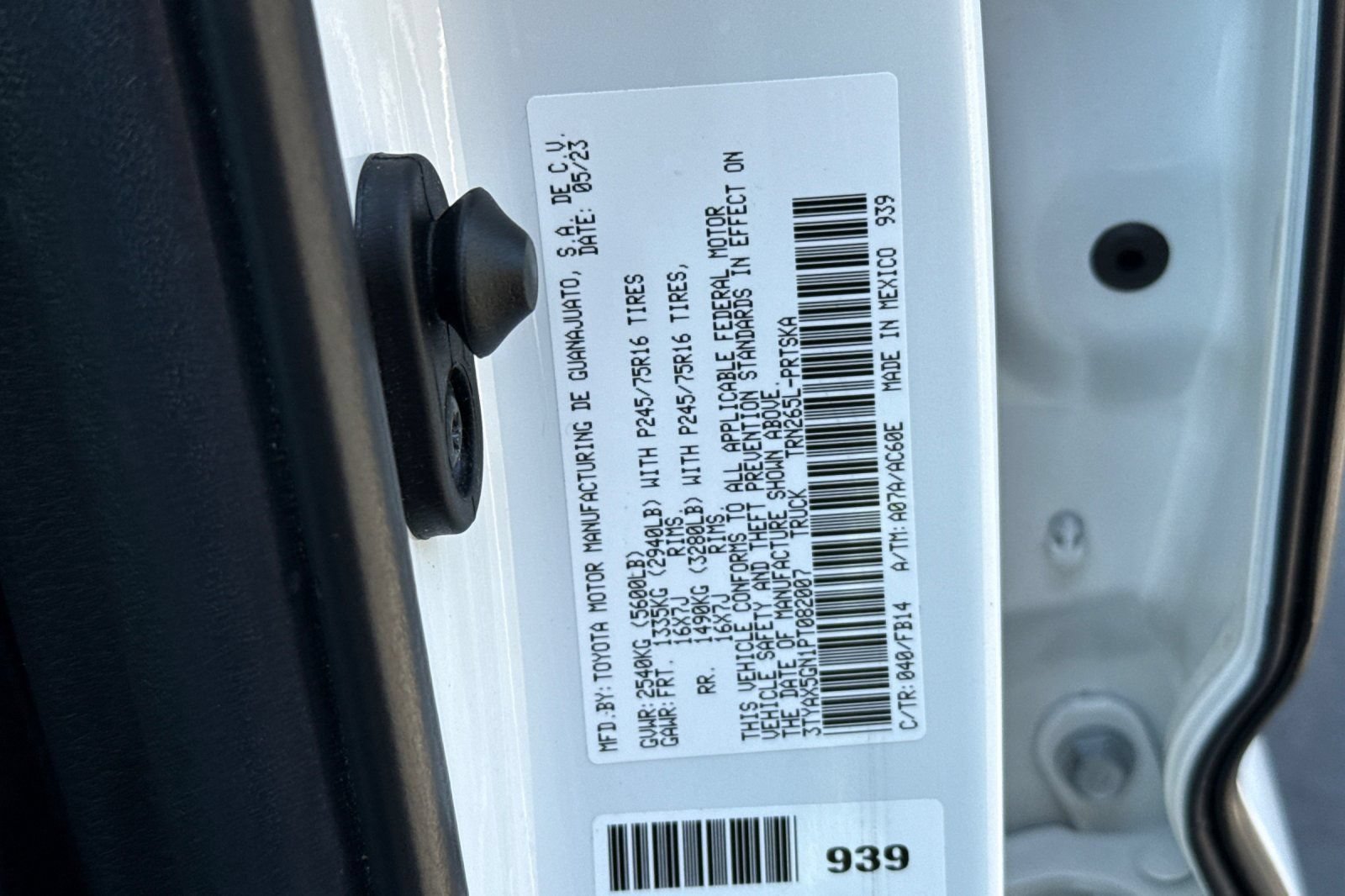 Used 2023 Toyota Tacoma SR w/ SR Convenience Package RWD image 39