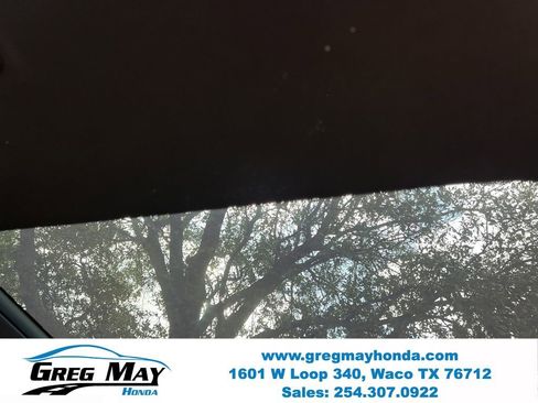 Used 2018 Land Rover Discovery SE image 21