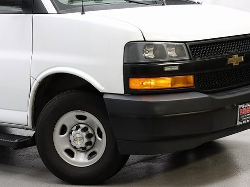 Used 2023 Chevrolet Express 2500 LS image 3