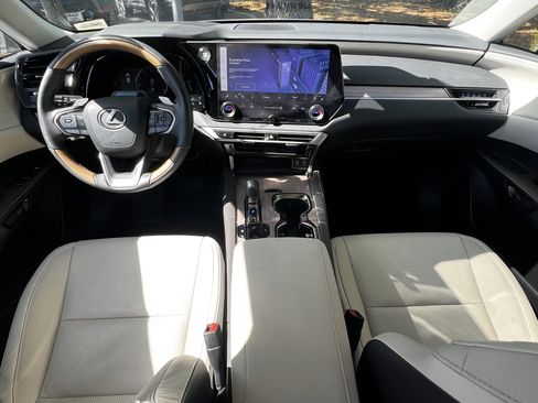 Used 2024 Lexus RX 350 Premium w/ Convenience Package image 34