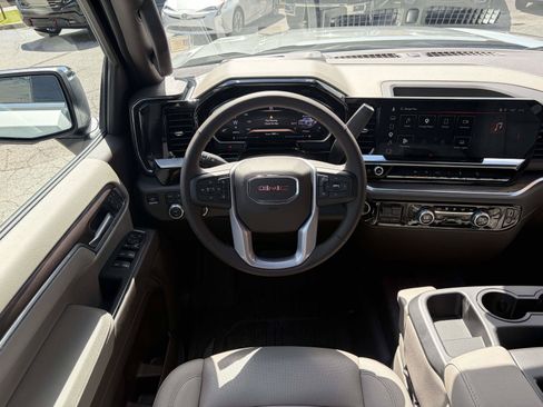 Used 2026 GMC Sierra 1500 SLT w/ X31 Off-Road Package AWD/4WD image 2