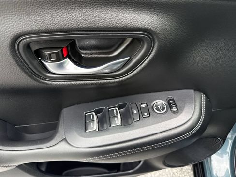 Used 2023 Honda HR-V EX-L image 16