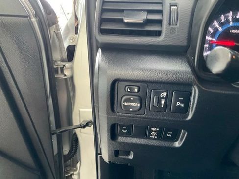 Used 2016 Toyota 4Runner Limited AWD/4WD image 8