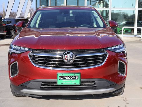 Used 2023 Buick Envision Essence image 3