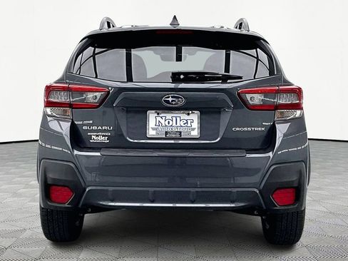 Used 2023 Subaru Crosstrek 2.0i Premium image 4