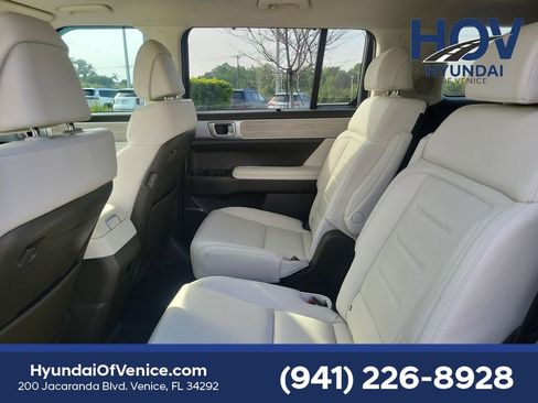 Certified 2025 Hyundai Santa Fe Calligraphy image 20