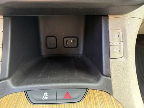 Used 2017 GMC Acadia Denali w/ Technology Package image 20