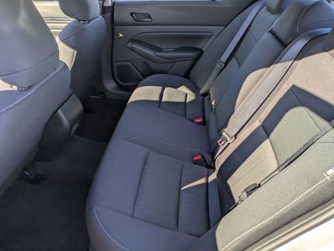 Certified 2025 Nissan Altima 2.5 S image 15