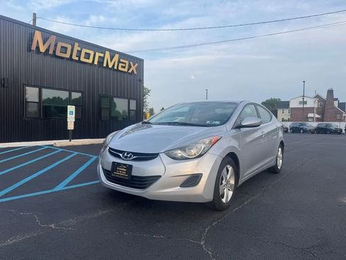 Used 2011 Hyundai Elantra GLS w/ Preferred Equipment Pkg 3 FWD image 1