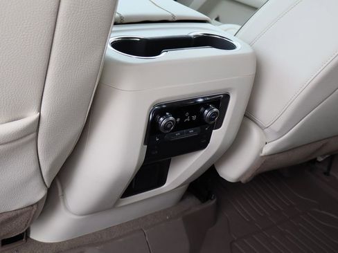 New 2026 GMC Yukon XL Denali w/ LPO, Floor Liner Package image 22