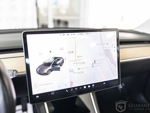 Used 2018 Tesla Model 3 Long Range image 23