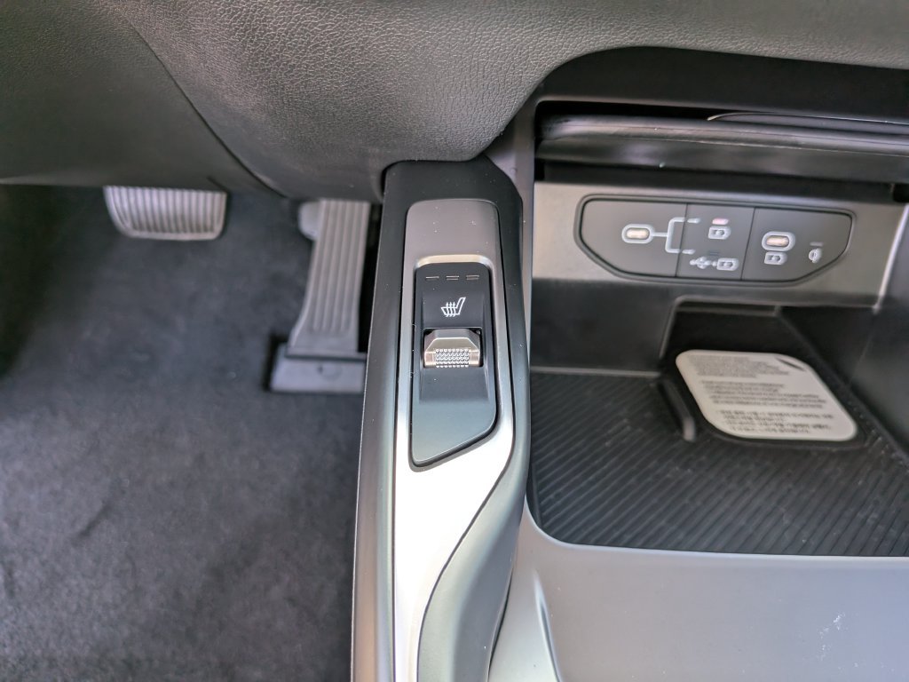Certified 2026 Kia Sorento EX w/ EX Premium Package FWD image 29