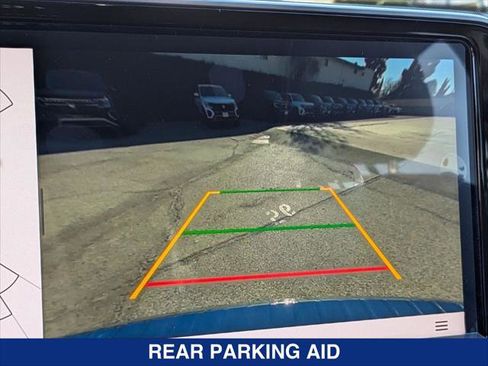 New 2025 Volkswagen Atlas SE image 16