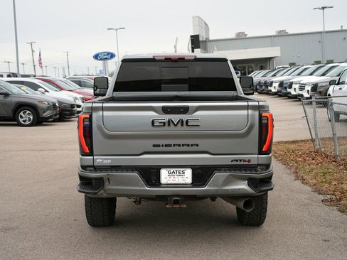 Used 2024 GMC Sierra 2500 AT4 w/ AT4 Premium Plus Package image 7