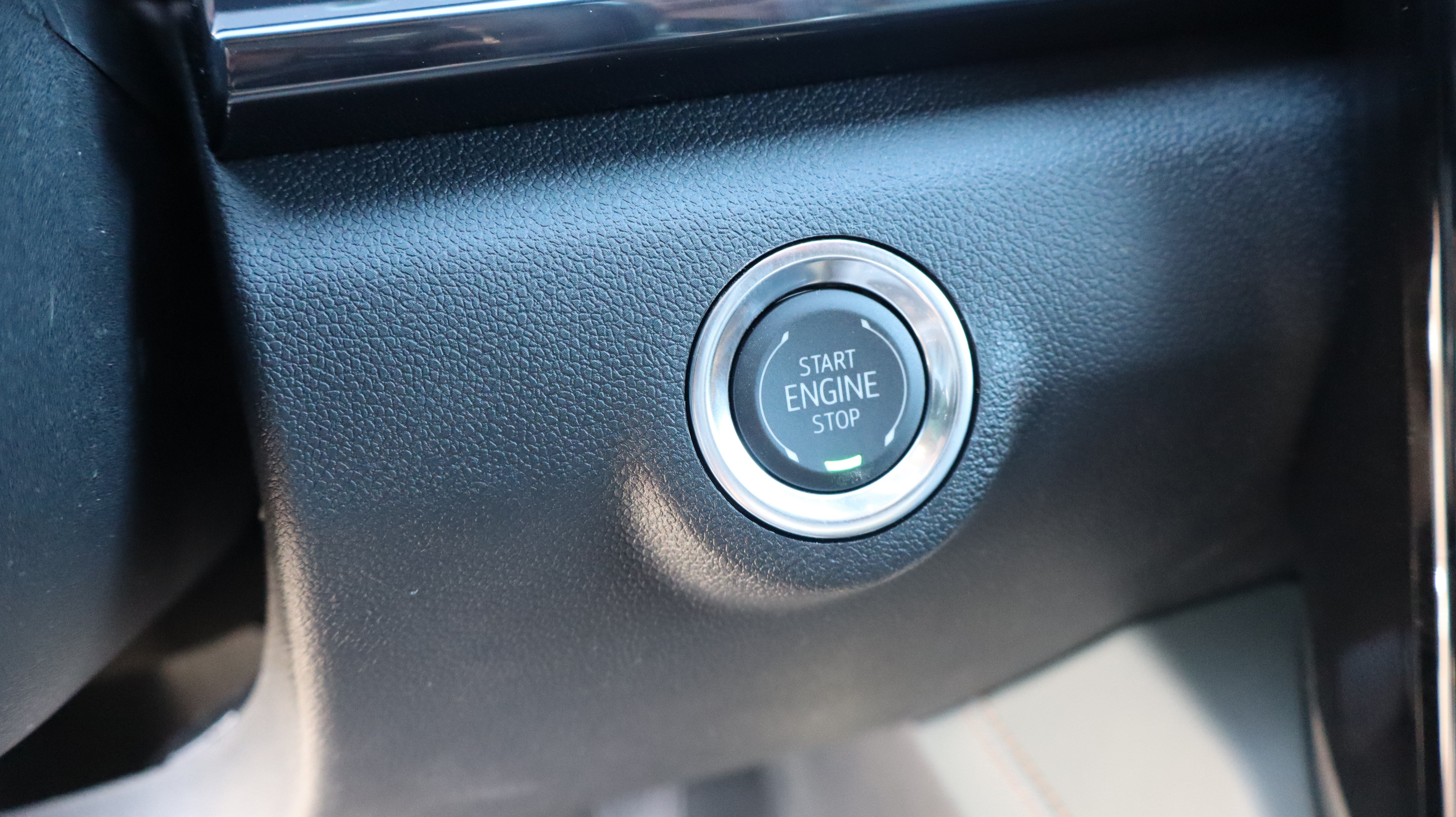 New 2027 GMC Terrain AT4 w/ Convenience Package III AWD/4WD image 18