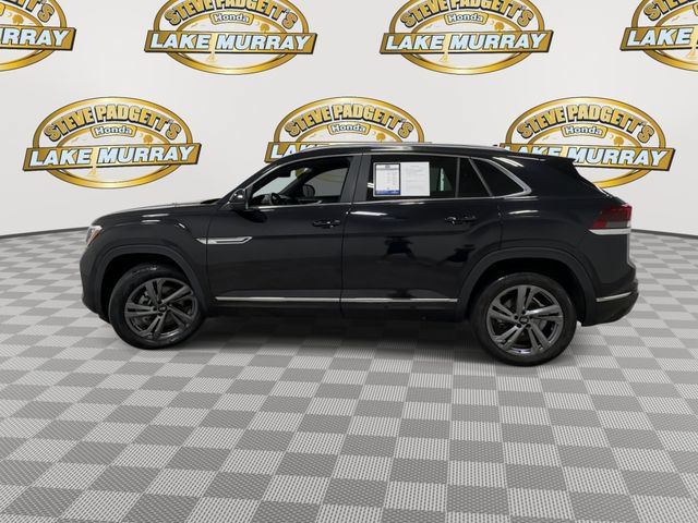 Used 2024 Volkswagen Atlas Cross Sport SEL R-Line AWD/4WD image 9