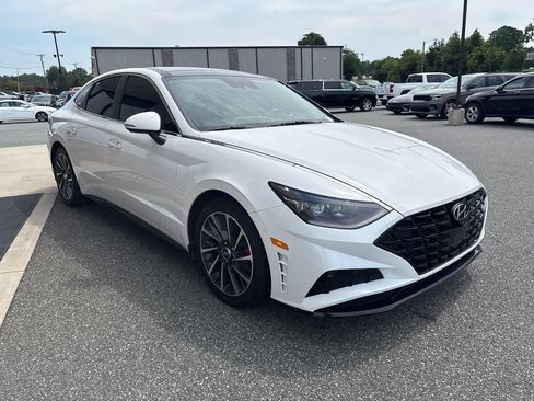 Used 2022 Hyundai Sonata Limited FWD image 11