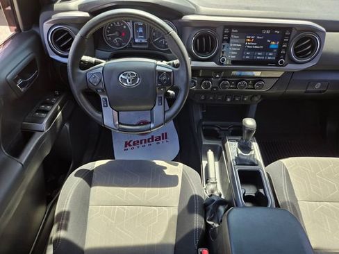 Used 2023 Toyota Tacoma TRD Off-Road w/ Technology Package image 11