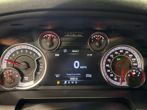 Used 2022 RAM 1500 Warlock AWD/4WD image 25