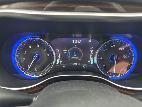 Used 2023 Chrysler Pacifica Limited image 12