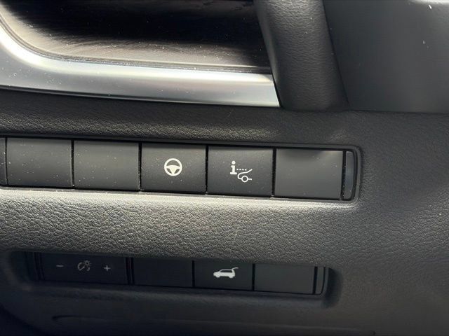 Used 2022 Nissan Rogue Platinum w/ Head-Up Display Package AWD/4WD image 31